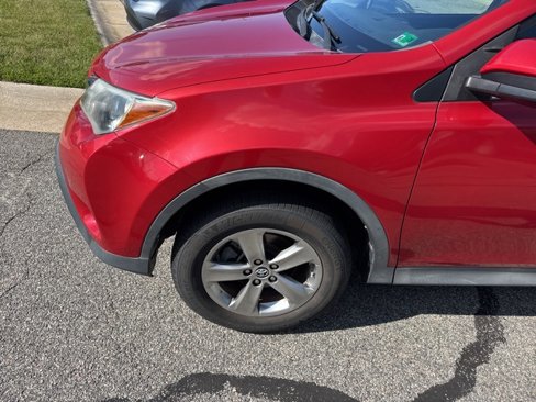 Used 2015 Toyota RAV4 XLE image 3