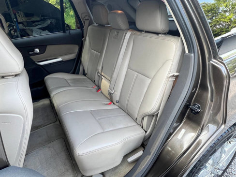 Used 2011 Ford Edge Limited w/ 302A Rapid Spec Order Code image 13