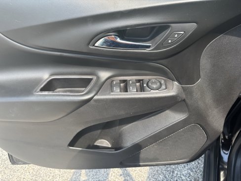 Used 2020 Chevrolet Equinox LT image 7