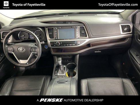 Used 2017 Toyota Highlander Limited image 21