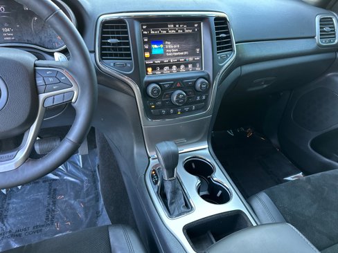 Used 2017 Jeep Grand Cherokee Altitude image 30