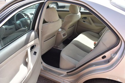 Used 2009 Toyota Camry LE image 12