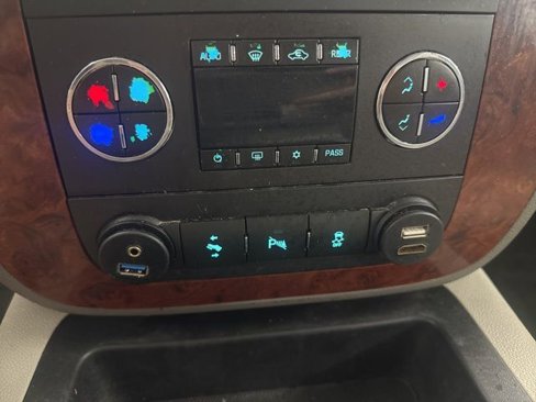 Used 2013 Chevrolet Suburban LT w/ Texas Edition image 47