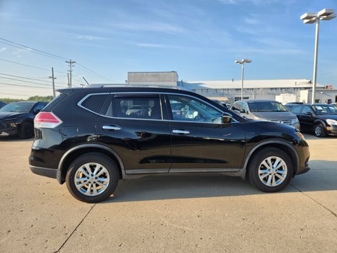 Used 2015 Nissan Rogue SV image 22