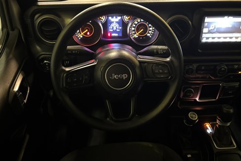 Used 2023 Jeep Gladiator Sport image 15