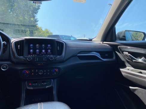 Used 2022 GMC Terrain AT4 w/ Infotainment Package II image 25