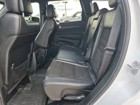 Used 2019 Jeep Grand Cherokee Altitude image 22