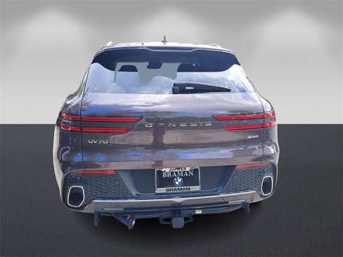 Used 2022 Genesis GV70 2.5T w/ Advanced Package image 4