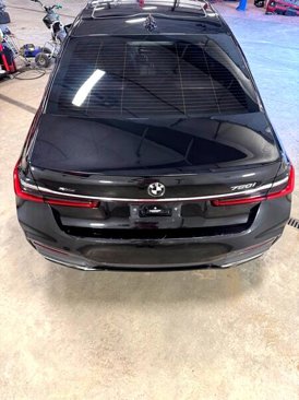 Used 2020 BMW 750i xDrive w/ M Sport Package image 8