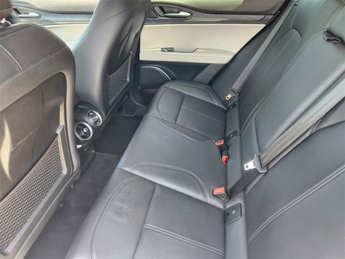 Used 2020 Alfa Romeo Stelvio w/ Nero Edizione image 28