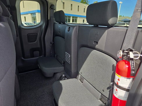 Used 2023 Nissan Frontier S w/ Technology Package image 13