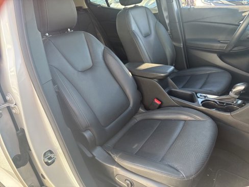 Certified 2022 Buick Encore GX Essence w/ Experience Buick Package image 17