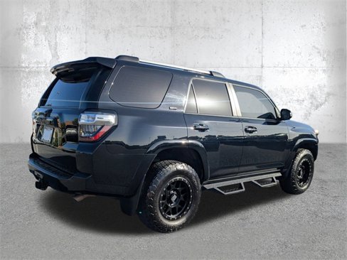 Used 2022 Toyota 4Runner SR5 image 4