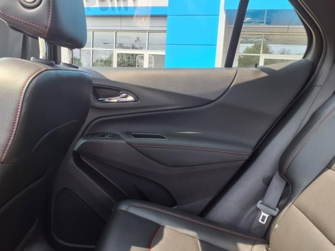 Used 2024 Chevrolet Equinox RS w/ RS Leather Package image 31
