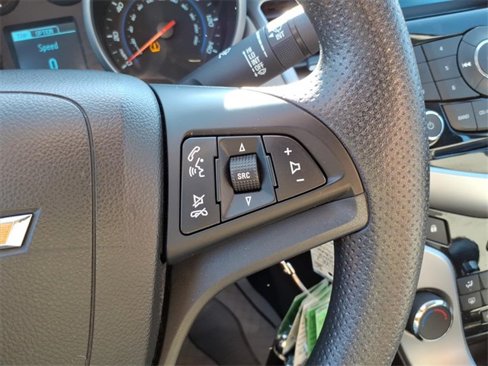 Used 2014 Chevrolet Cruze LS image 24