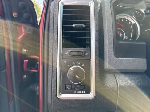 Used 2018 RAM 1500 Big Horn image 17
