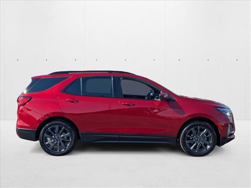 Used 2023 Chevrolet Equinox RS image 4