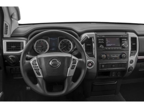 Used 2019 Nissan Titan SV image 10