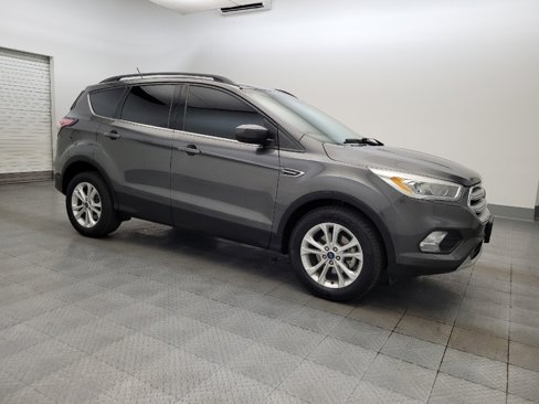 Used 2018 Ford Escape SEL image 10