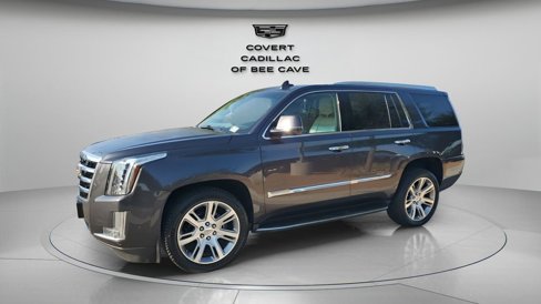 Used 2017 Cadillac Escalade Luxury image 4