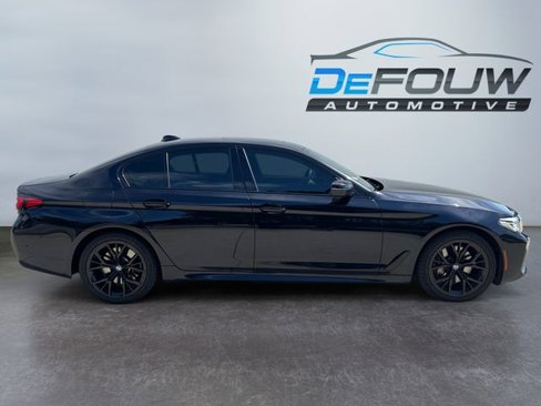 Used 2023 BMW 540i xDrive w/ M Sport Package image 13