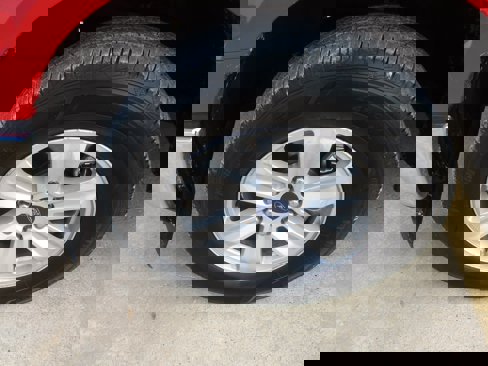 Used 2018 Ford F150 XLT image 3
