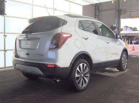 Used 2022 Buick Encore Preferred w/ Safety Package image 2