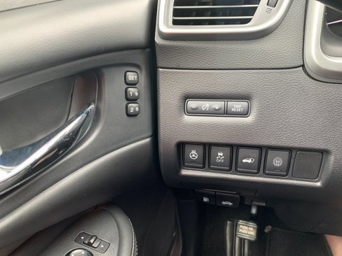 Used 2020 Nissan Murano SL image 19