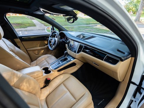 Used 2018 Porsche Macan Sport Edition image 21