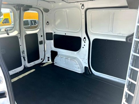 Used 2021 Nissan NV200 SV w/ Back Door Glass Package image 24