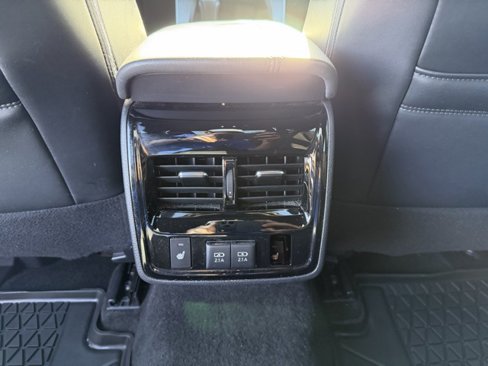 Used 2019 Toyota Avalon Touring w/ Advanced Safety Package image 20