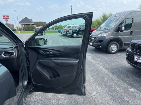 Used 2019 Chevrolet Equinox LT image 16