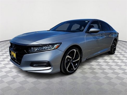 Used 2018 Honda Accord Sport image 3
