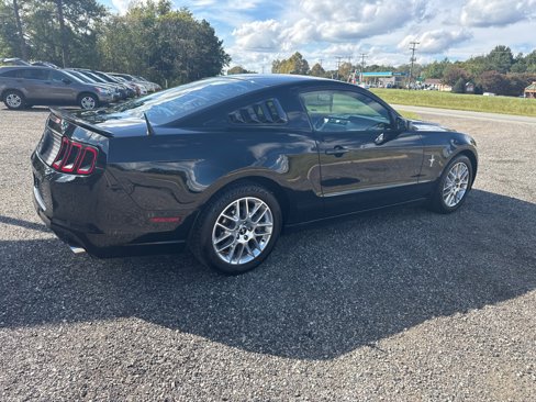 Used 2013 Ford Mustang Premium image 8