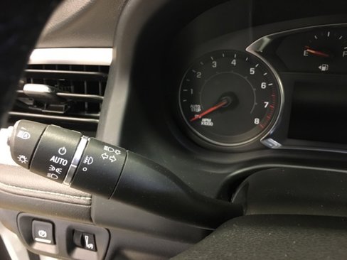 Used 2021 GMC Acadia SLT w/ Premium Package image 30