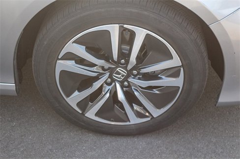 Used 2020 Honda Accord EX image 14