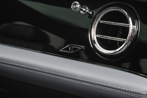 Used 2022 Bentley Bentayga image 48