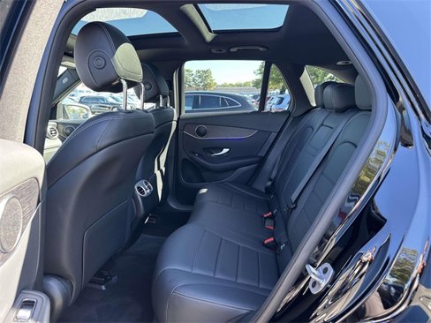 Certified 2022 Mercedes-Benz GLC 300 4MATIC image 33