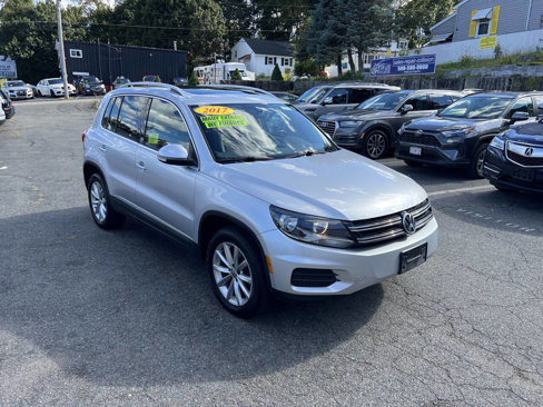 Used 2017 Volkswagen Tiguan Wolfsburg Edition image 5