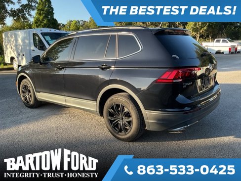 Used 2019 Volkswagen Tiguan SE w/ Panoramic Sunroof Package image 7