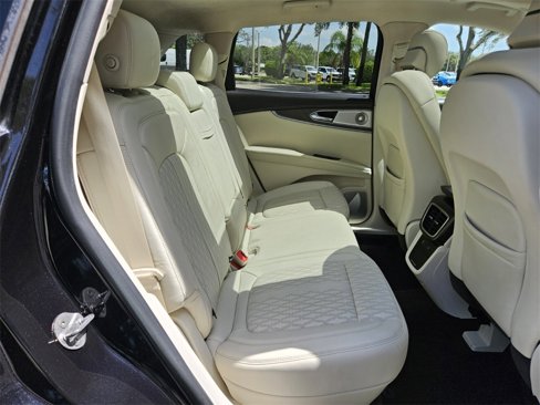 Used 2019 Lincoln Nautilus Black Label image 11