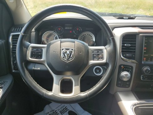 Used 2017 RAM 1500 Laramie w/ Convenience Group image 16