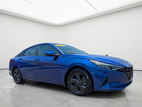 Used 2021 Hyundai Elantra SEL w/ Convenience Package image 1