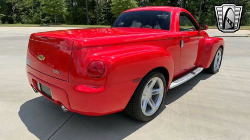 Used 2004 Chevrolet SSR w/ Preferred Equipment Group image 26