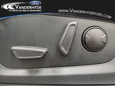 Used 2021 Ford Explorer Limited w/ Equipment Group 301A image 19