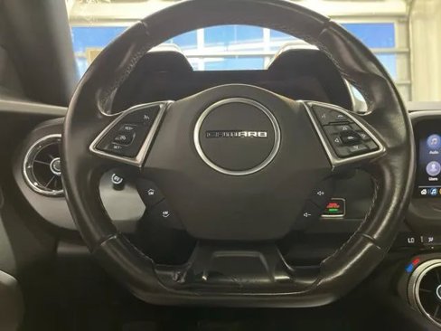 Used 2019 Chevrolet Camaro LT image 16
