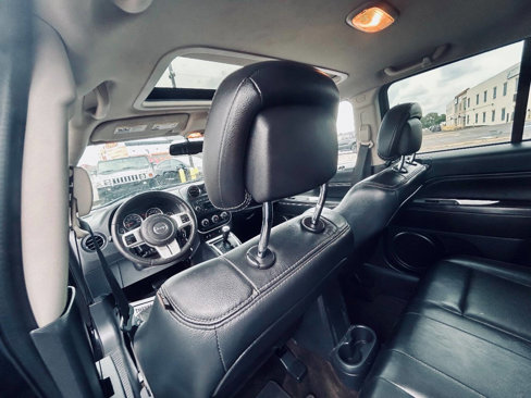 Used 2015 Jeep Compass High Altitude image 22