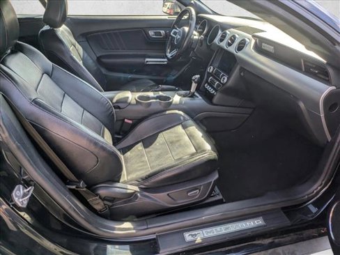 Used 2019 Ford Mustang Premium image 15