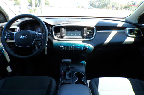 Used 2020 Kia Sorento LX image 30