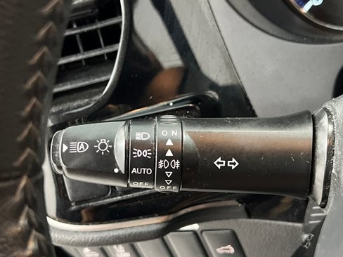 Used 2020 Mitsubishi Outlander SE image 45